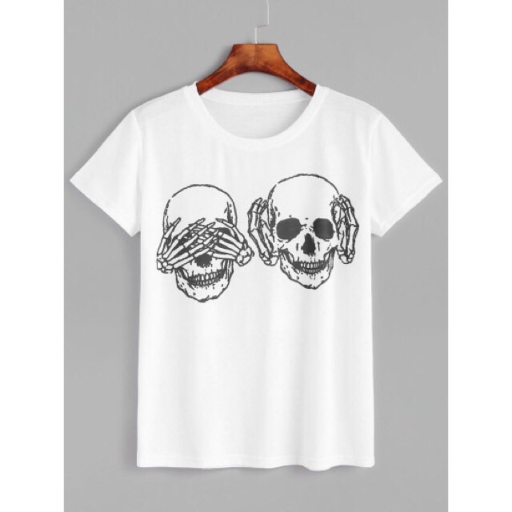 Cute white skeleton graphic tee
